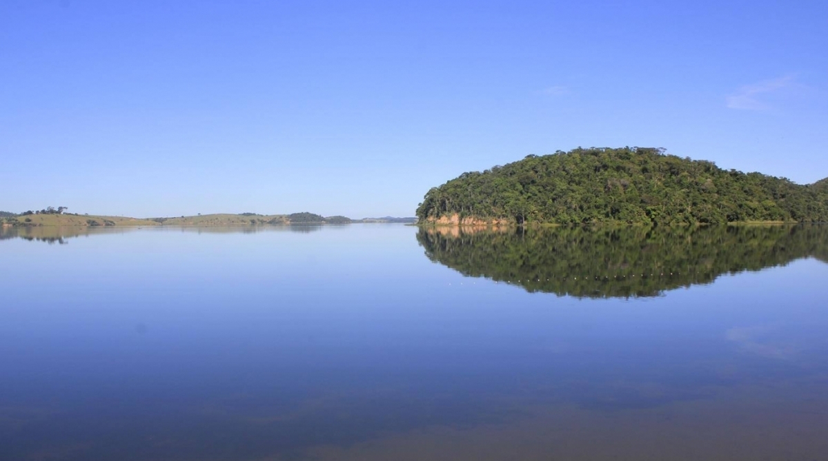 Represa de Juturnaíba, entre Silva Jardim e Araruama: risco alto - Divulgação