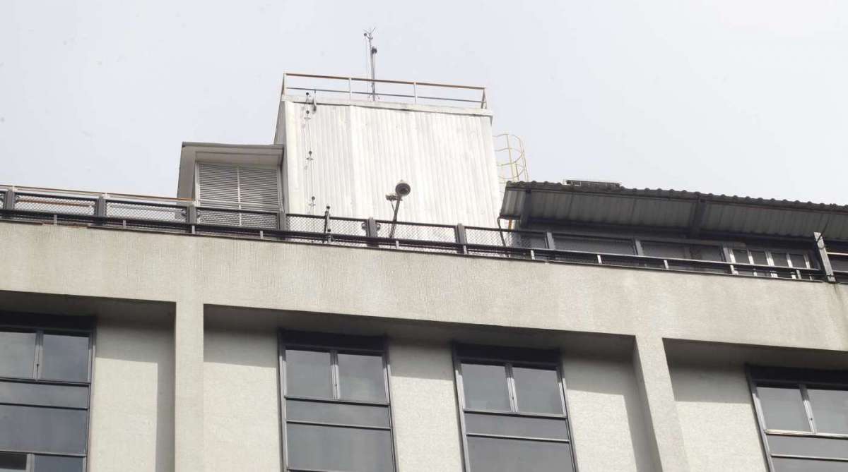 20/03/18- Moradores do Bairro Peixoto reclamam do barulho feito pelo gerador do Hospital Copa D'or . Foto de Maíra Coelho / Agência O Dia. Cidade, Hospital, Atendimento, Transito, Confusão.