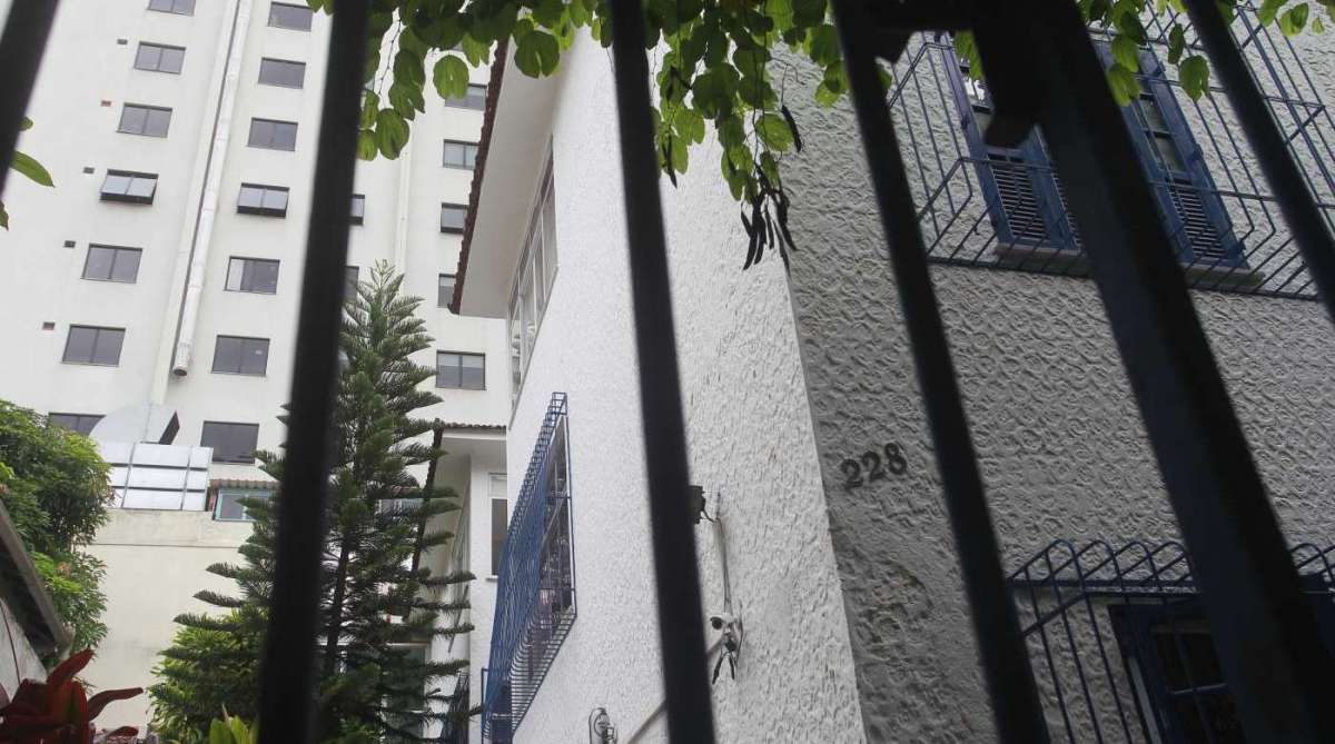 20/03/18- Moradores do Bairro Peixoto reclamam do barulho feito pelo gerador do Hospital Copa D'or . Foto de Maíra Coelho / Agência O Dia. Cidade, Hospital, Atendimento, Transito, Confusão.