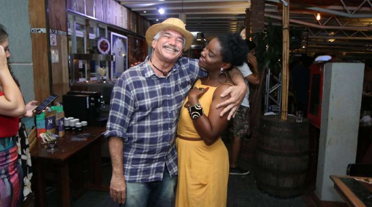 Bruno Cabrerizo e Vitória Strada