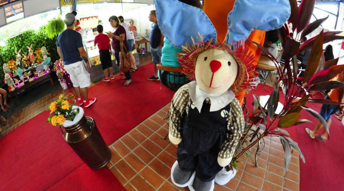 Na cidade de Paty do Alferes, a Festa do Doce 2018, com expositores de cachaças, artesanato e shows - Divulgação