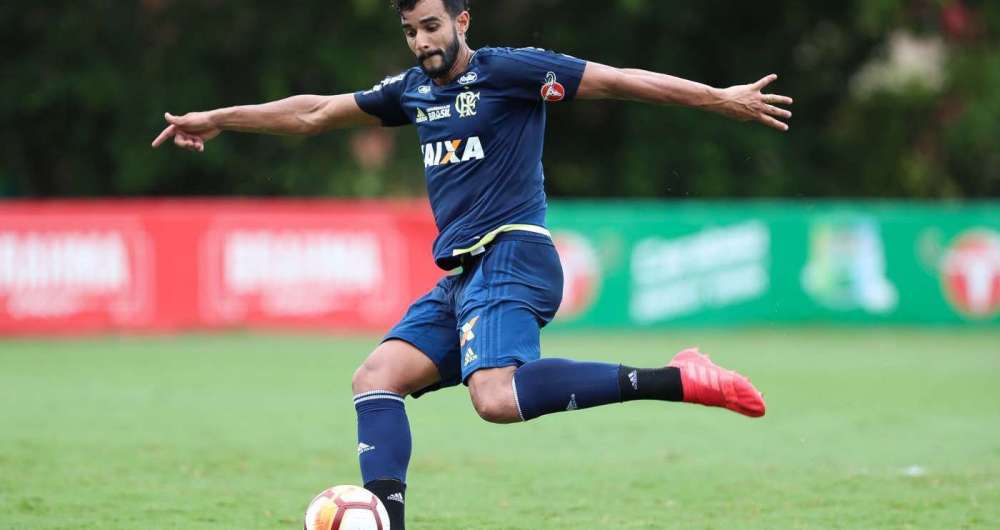 Henrique Dourado foi defendido por Mauro Cezar