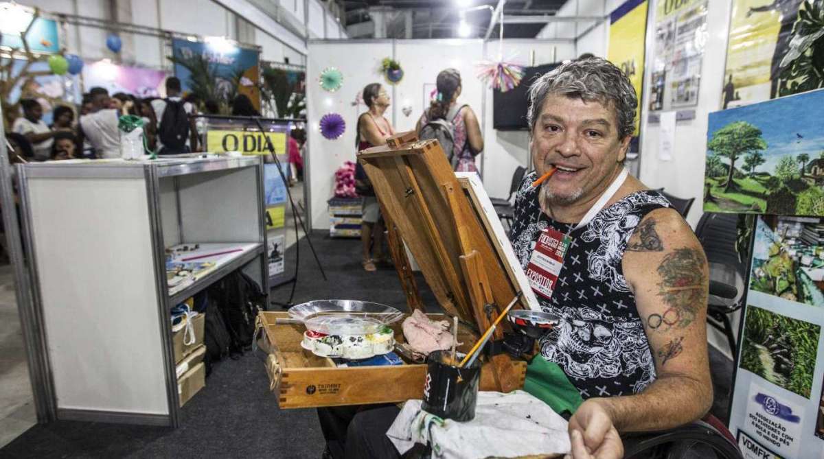 Feira Rio Artes Manuais / arte para todos, no Centro de Convenções Sulamerica, no Estácio. Quiosque do jornal O Dia Jeferson Benicio. Rj 21 de marco.