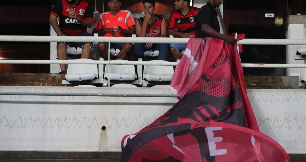 Partida entre Fluminense e Flamengo, no Engenhão