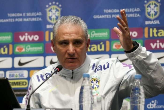 Tite convoca a seleção brasileira nesta segunda