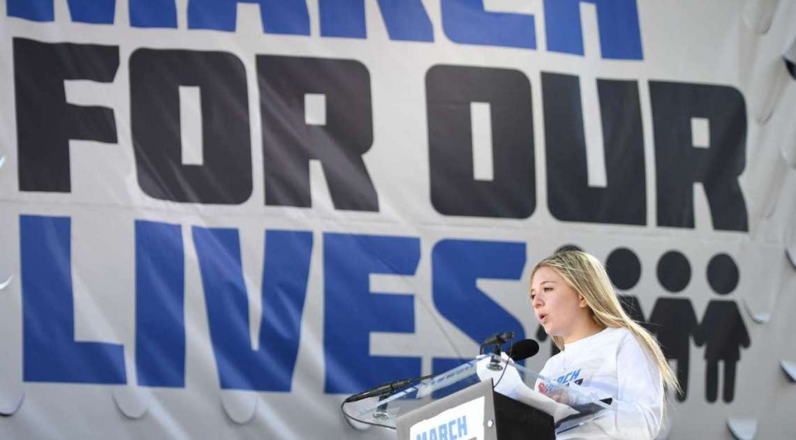 As marchas foram convocadas e organizadas por jovens estudantes, cansados dos constantes ataques a tiros e massacres em escolas com armas de fogo, que deixam cerca de 30 mil mortos a cada ano no pa�s