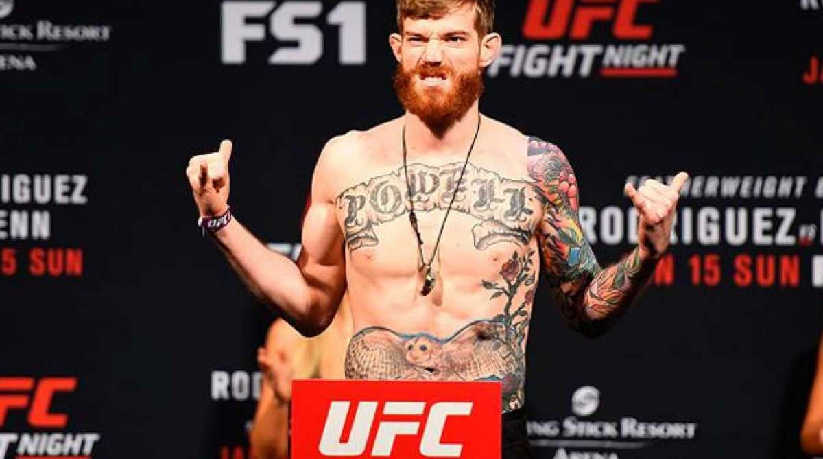 Devin Powell tem 30 anos