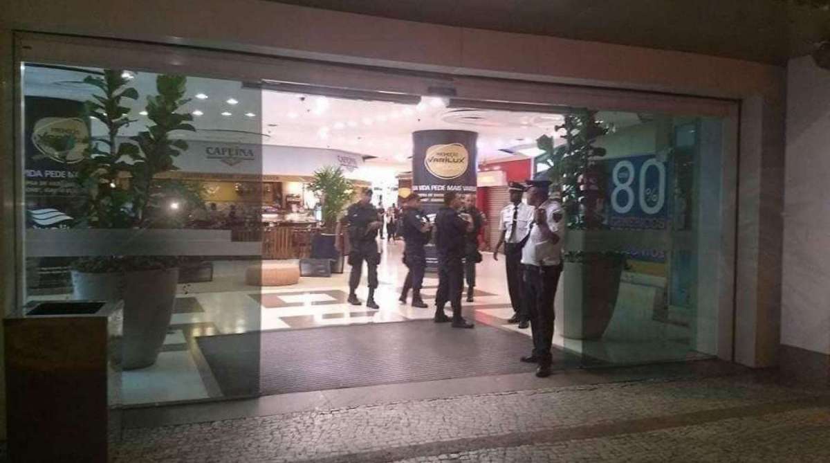 Tentativa de assalto fecha shopping em Botafogo