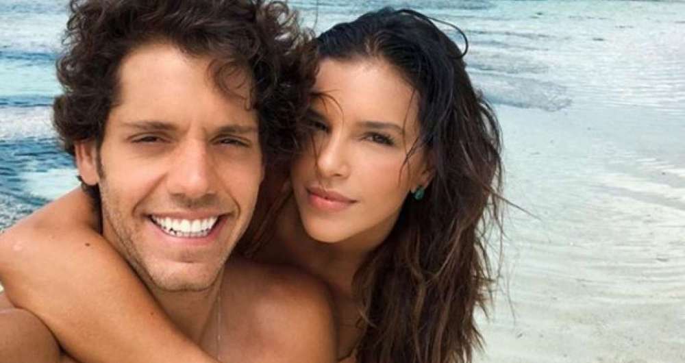 R�mulo Holsback e Mariana Rios