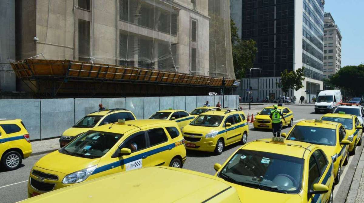 Táxis 'amarelinhos' viram Patrimônio Cultural e Imaterial do Rio - Paulo Carneiro/ Agência O DIA