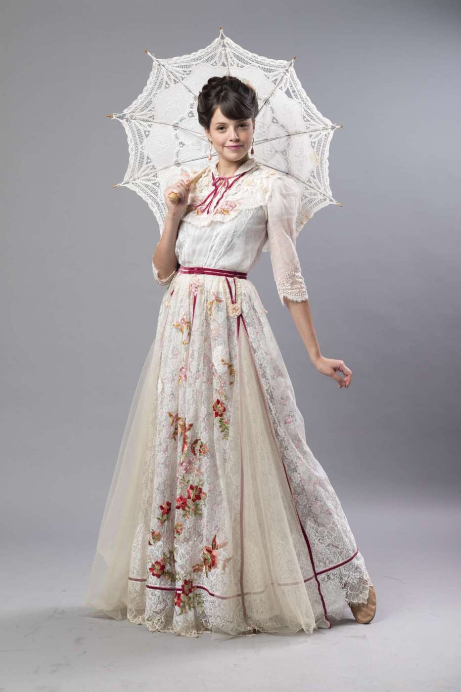 Ema (Agatha Moreira) 