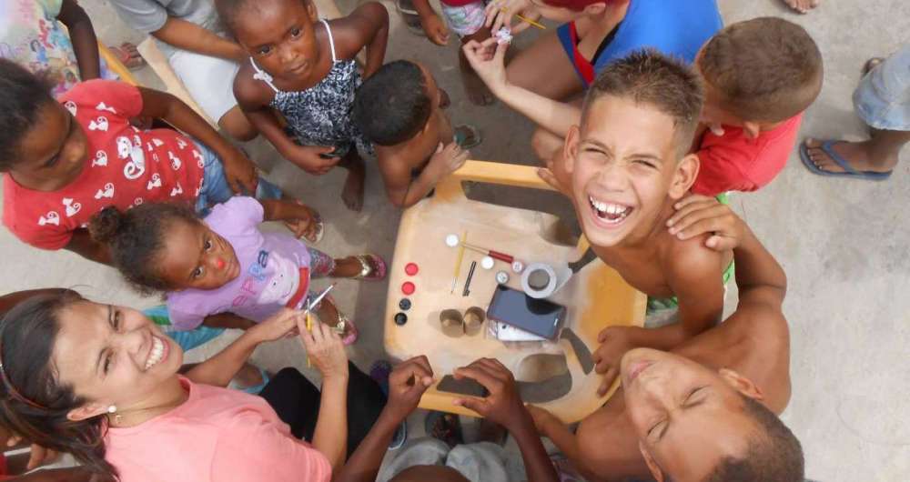 Crian�as ganhar�o ovos de P�scoa, bombons e barra de chocolate 