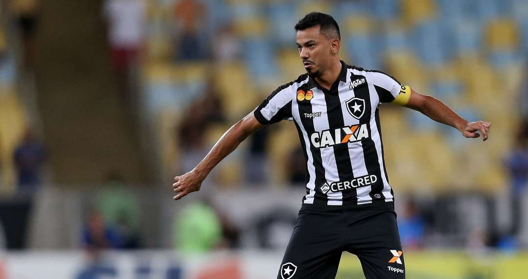 Rodrigo Lindoso desabafou após a vitória do Botafogo