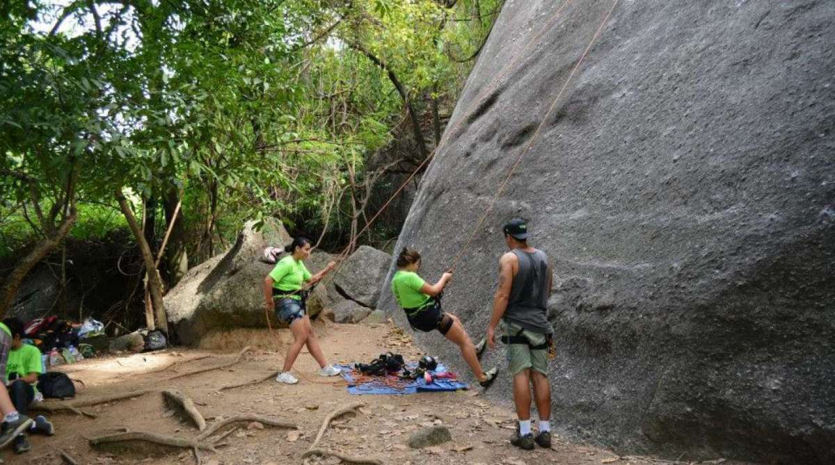 Projeto de mergulho funciona em Belford Roxo