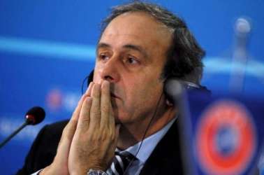 Bandido invade casa de Platini e rouba vários troféus e medalhas