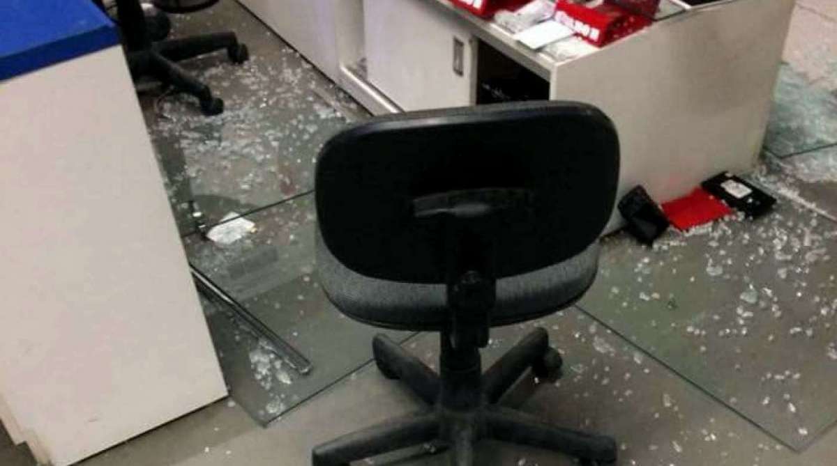 Roubo em Casas Bahia de Belford Roxo