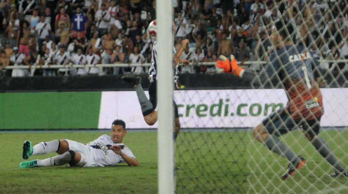 Botafogo x Vasco - Campeonato Carioca 2018 - 1º jogo - Final - 01-04-2018 - Estádio Nilton Santos - Foto: Paulo Fernandes/Vasco.com.br
