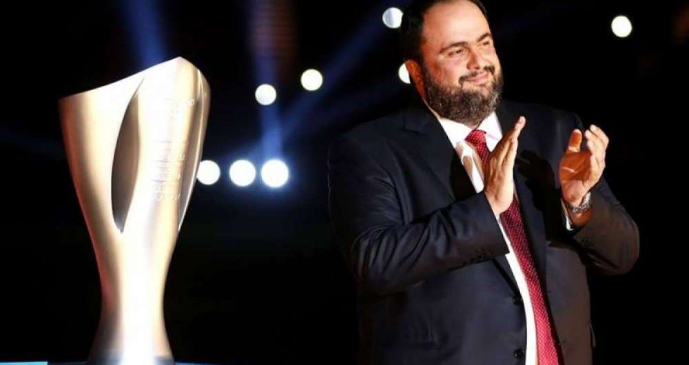 Evangelos Marinakis, dono do Olympiakos: irrita��o com a equipe