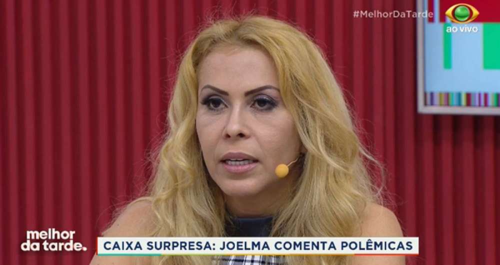 Joelma fala sobre sua inf�ncia em programa de TV