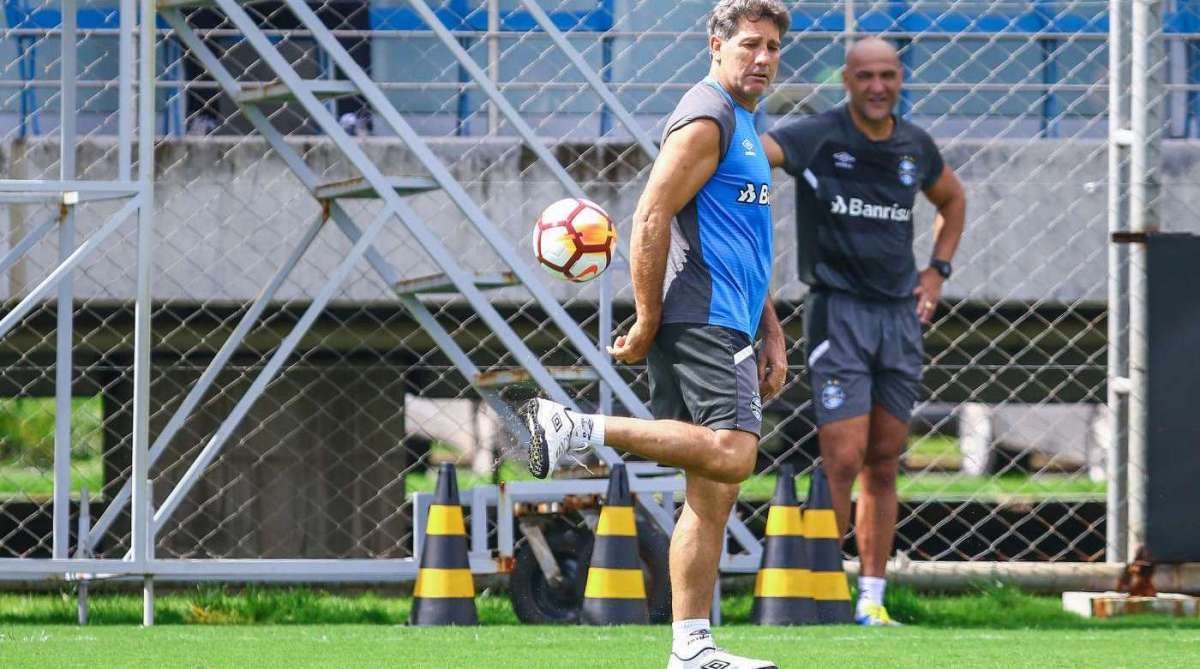 Renato Ga&uacute;cho, t&eacute;cnico do Gr&ecirc;mio, &eacute; o desejo da diretoria do Flamengo - LUCAS UEBEL/GREMIO 
