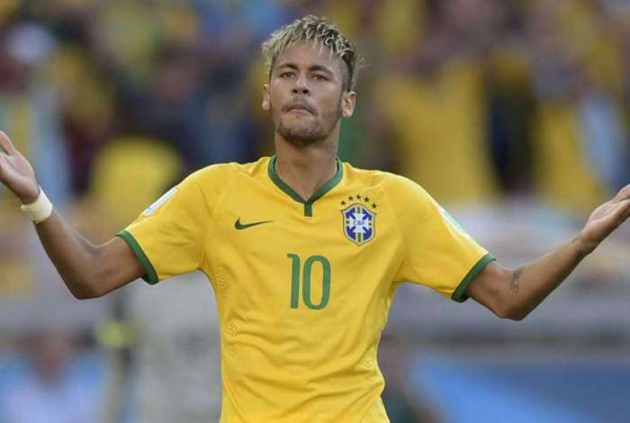 Neymar pressiona parceiros de Seleção