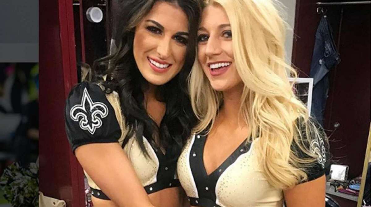 Bailey Davis foi demitida por postar fotos sensuais na Internet