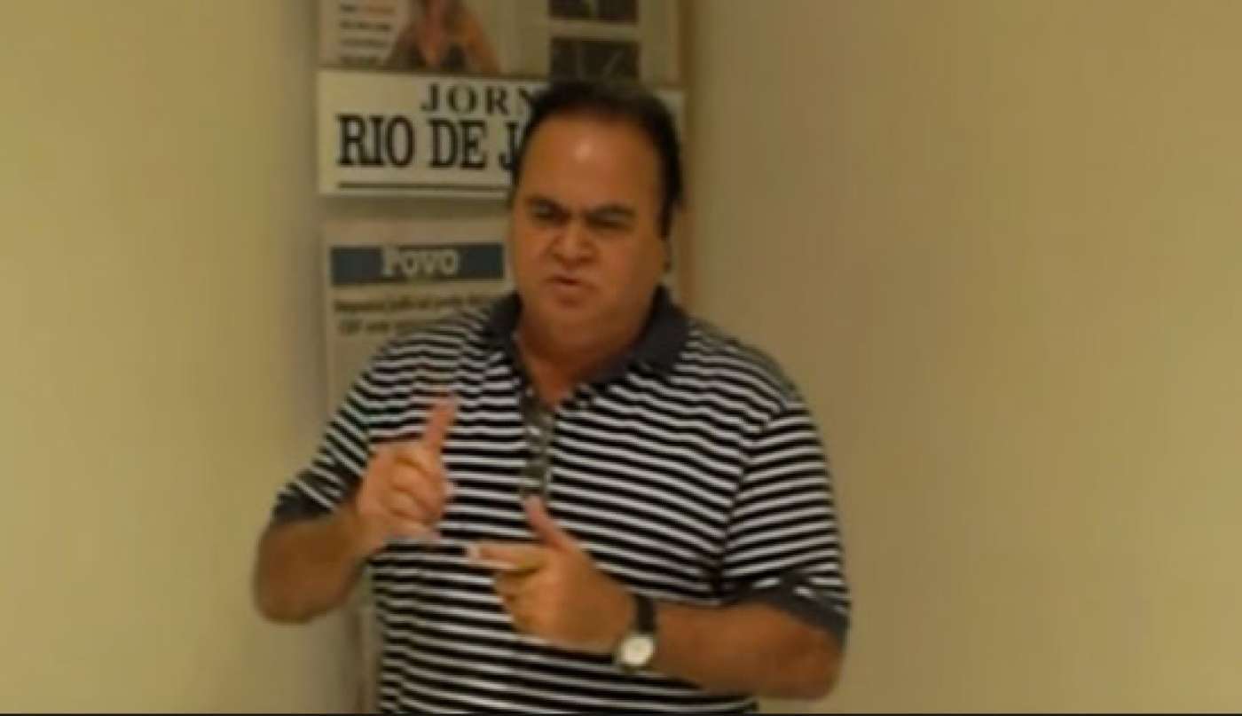 Alberto Ahmed - Reprodução de Vídeo