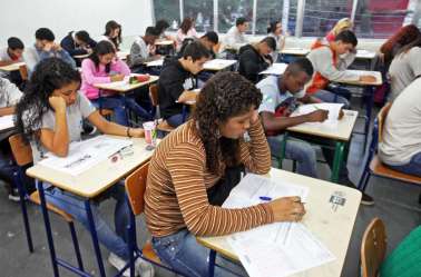 Universidade realiza vestibular solidário com mil bolsas integrais