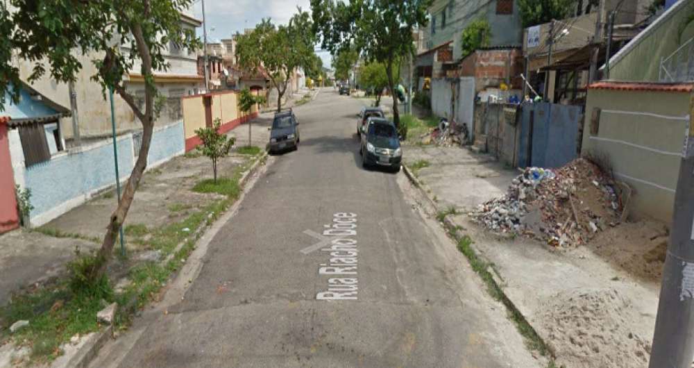 Mulher baleada na Zona Norte recebe alta. Na foto, rua em Oswaldo Cruz