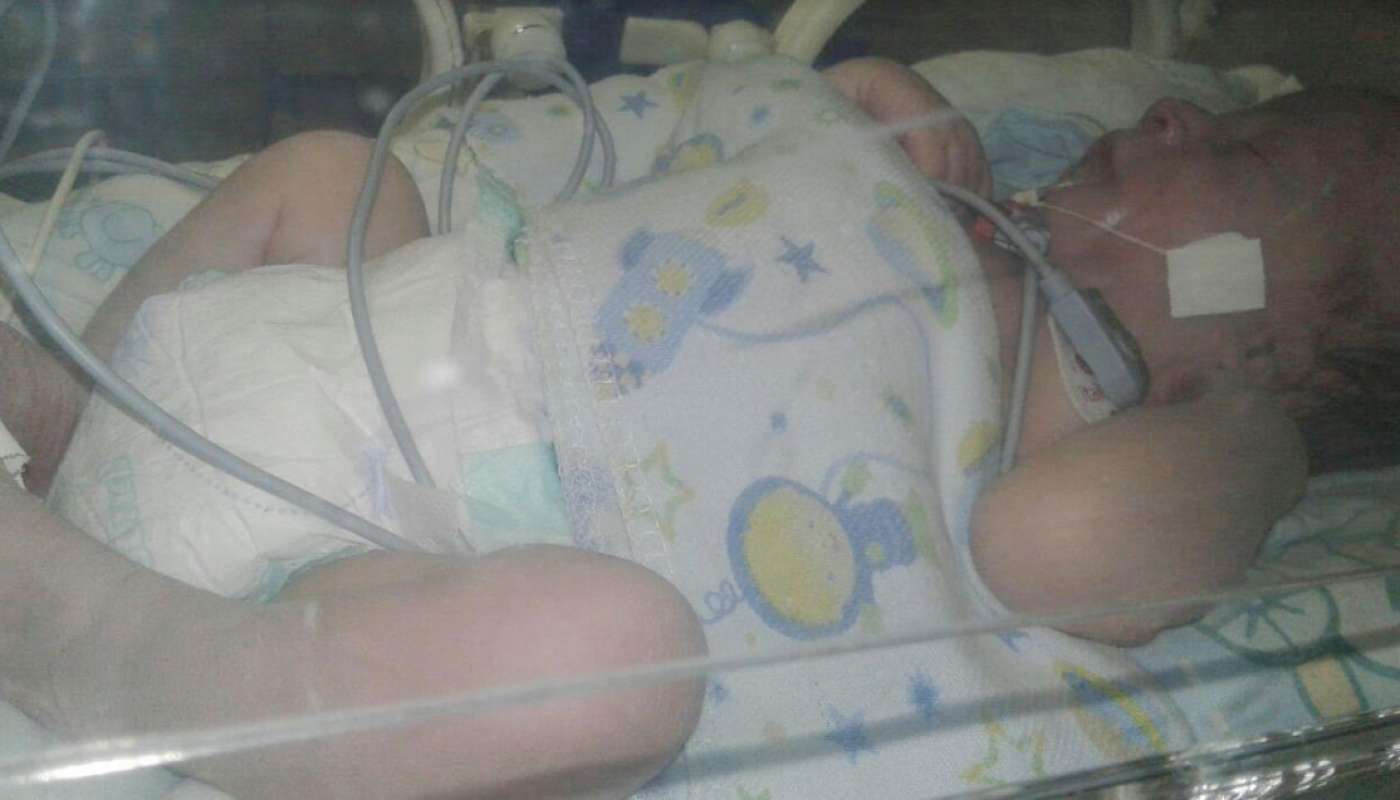 Pedro Marques, de apenas 18 dias, precisa ser transferido de hospital - WhatsApp O DIA (98762-8248)