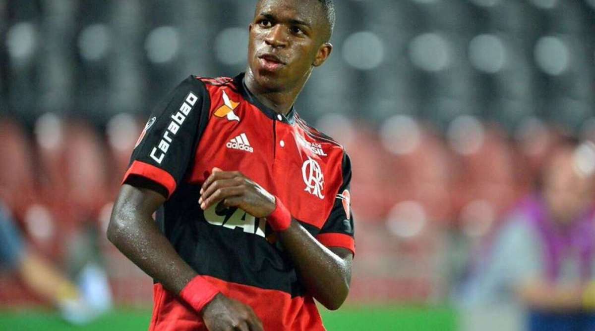 Vinicius Júnior Diz Que Vai Ensinar A CR7 Passinhos De Funk E Responde ...