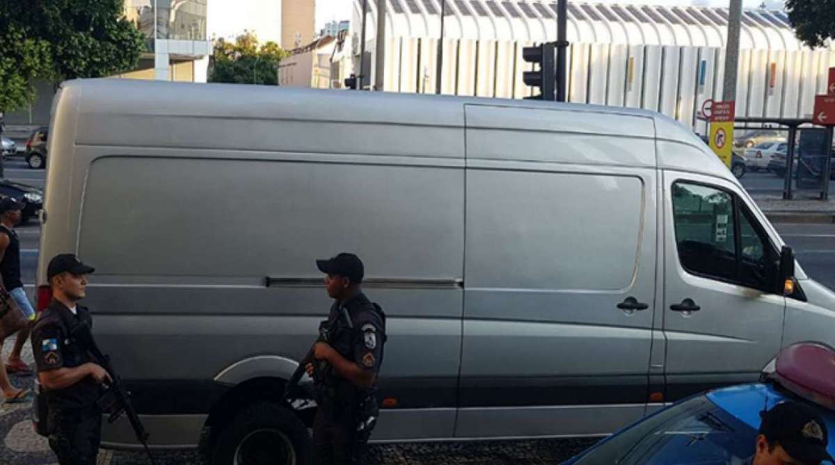 Motorista de emissora de TV é sequestrado por criminosos