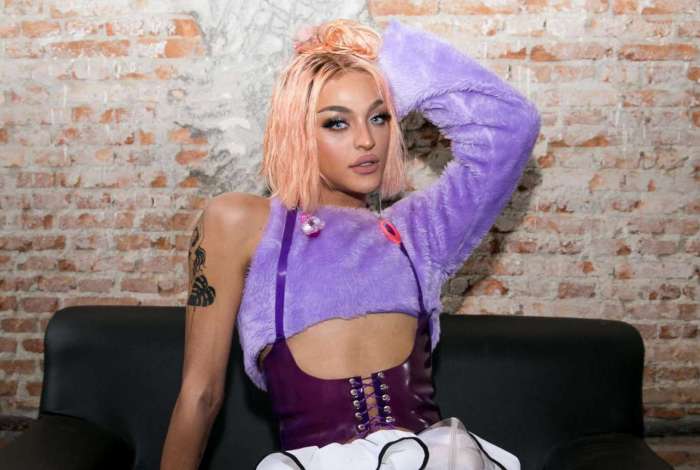 Pabllo Vittar nos bastidores de grava��o de clipe