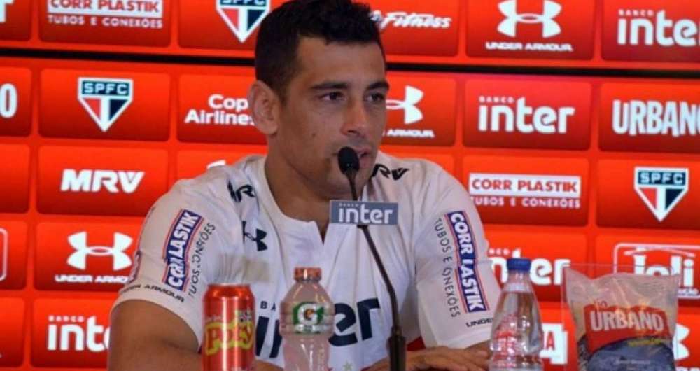 Diego Souza vive m� fase no S�o Paulo