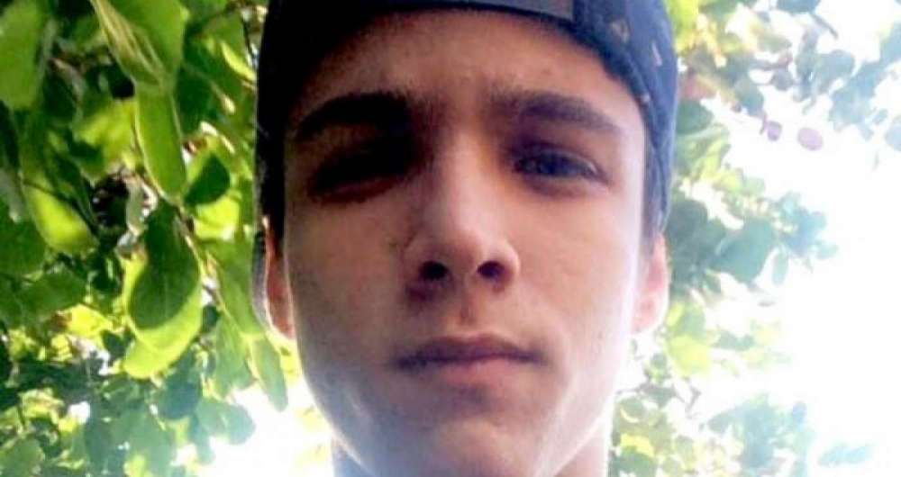 O estudante de direito Ueze Eduardo, de 19 anos, morreu ao sofrer uma parada cardiorrespirat�ria ap�s passar mal em festa