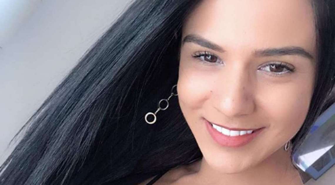 Eva Andressa faz sucesso nas redes sociais