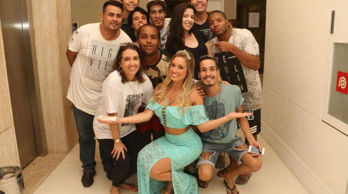 Jéssica posa com Giannini Alencar