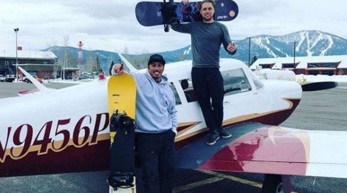 O dono do jatinho, James Pedroza, &agrave; esquerda, publicava imagens de passeios em sua conta do Instagram - Reprodu&ccedil;&atilde;o/Instagram