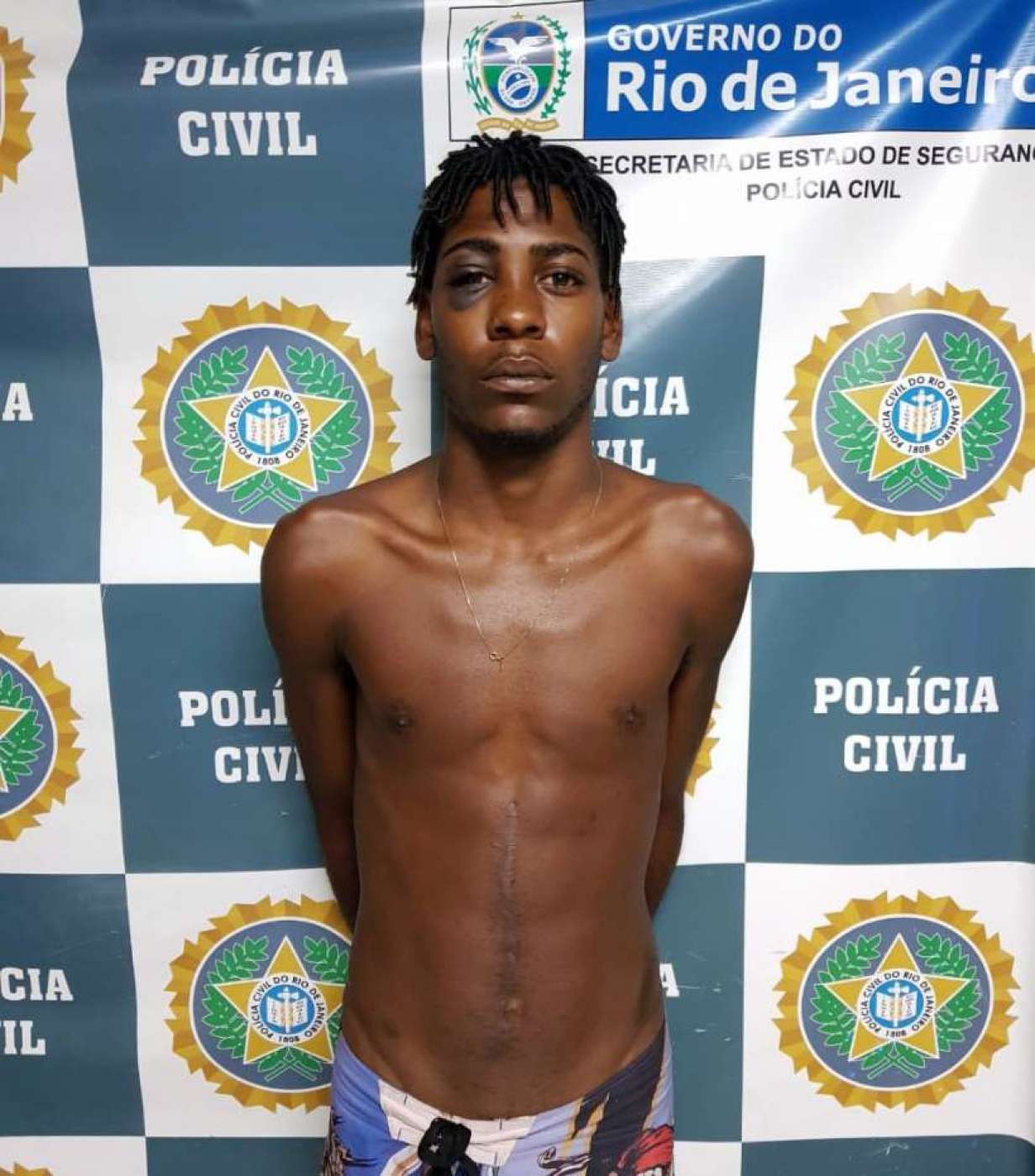 Sandro Bessa Lopes, o Sandrinho, foi preso no Morro do Abacaxi, em Niter&oacute;i - Divulga&ccedil;&atilde;o / Pol&iacute;cia Civil