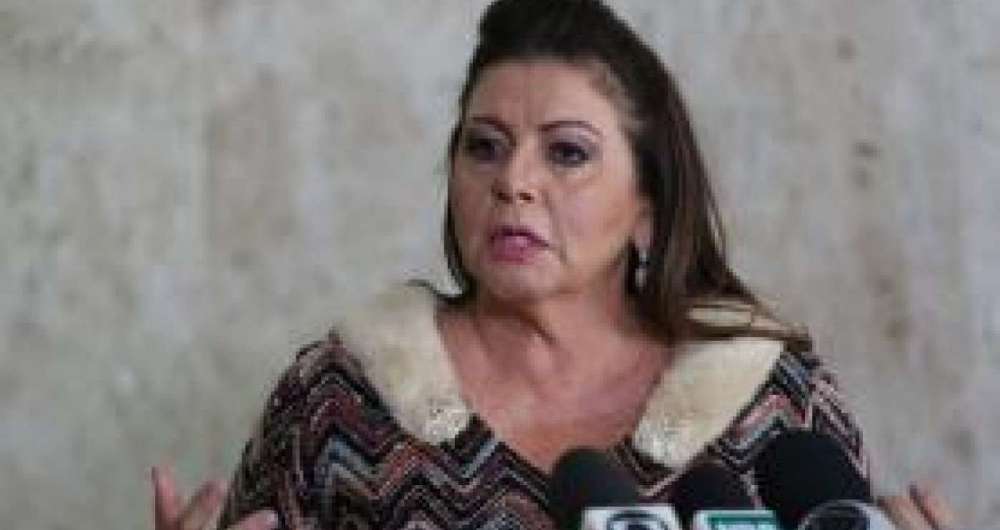 Governadora de Roraima, Suely Campos, quer fechar a fronteira do estado com a Venezuela 