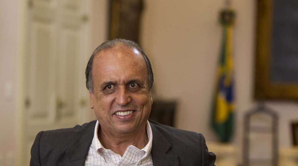 Governador Luiz Fernando Pez&atilde;o diz que 13&ordm; ser&aacute; quitado em abril - arquivo o dia