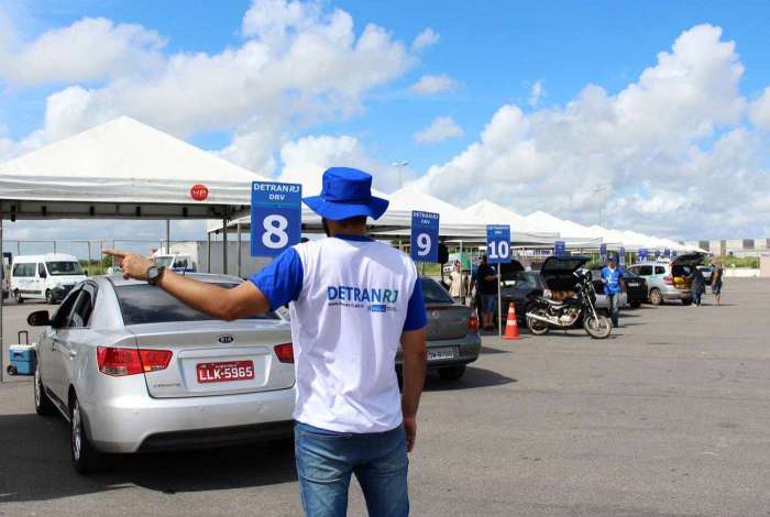 Mais de 1 milhão de motoristas acumulam 20 pontos na CNH