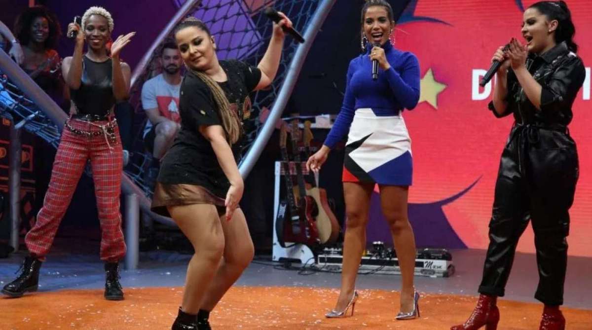 Anitta no programa 'Anitta Entrou no Grupo'