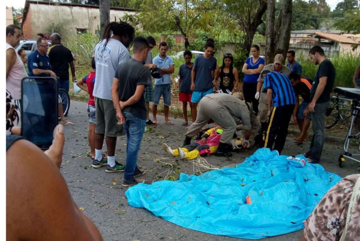 Caindo de paraquedas em Tijucas - Notícias - Prefeitura de Tijucas