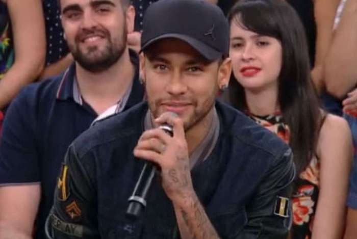 Neymar participou do programa 'Altas Horas'