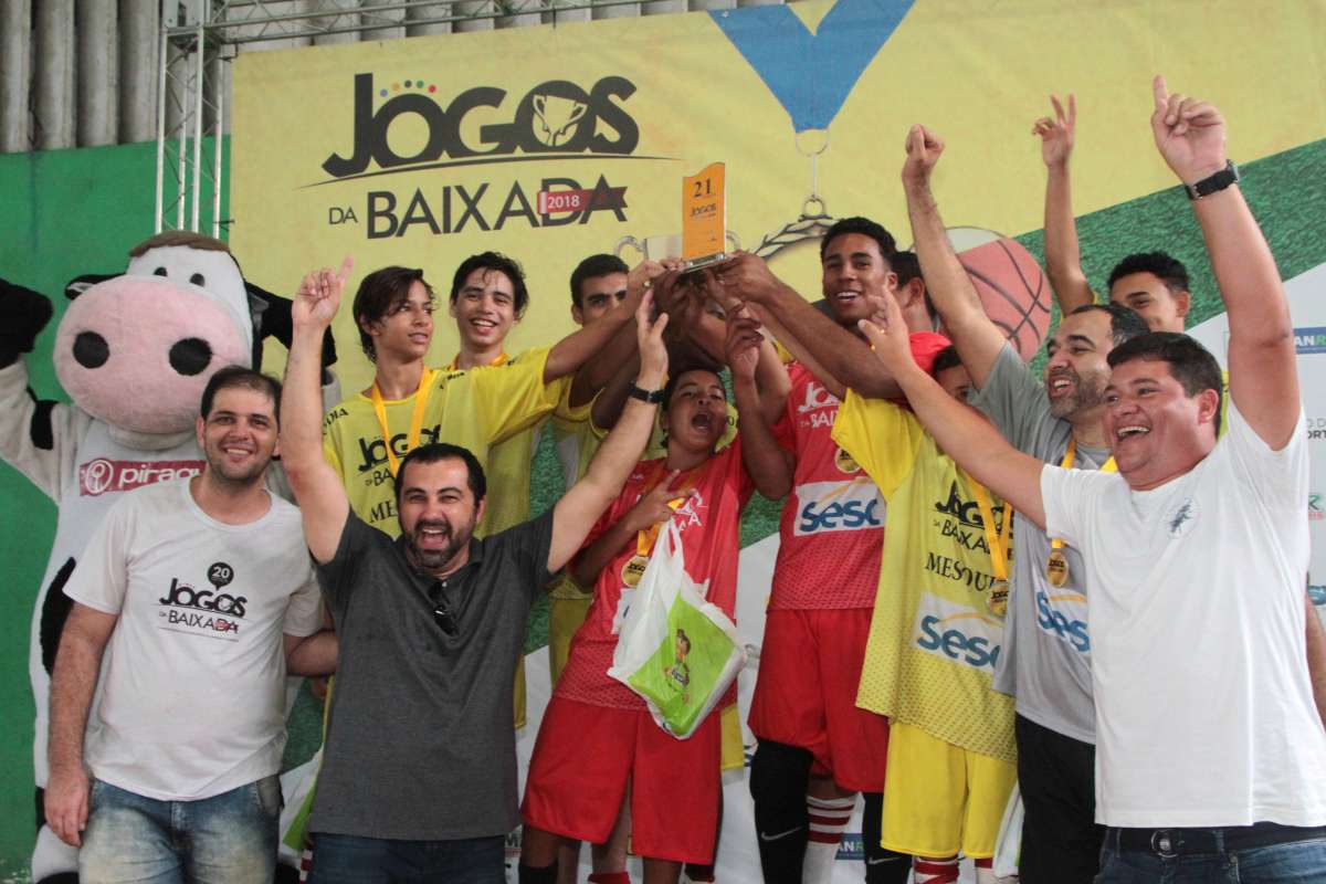 14/04/2018 - Caderno Baixada. Jogos da Baixada. Premiação Futsal Masculino Sub 14. Foto: Fernanda Dias / Agência O Dia.
