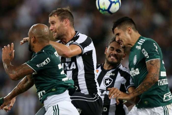 Botafogo empatou com o Palmeiras 