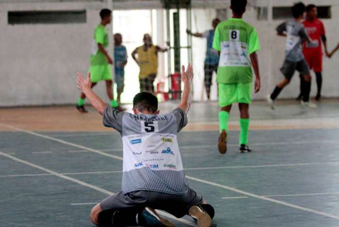 Semifinal do Futsal Sub 17 masculino entre Paracambi e Queimados