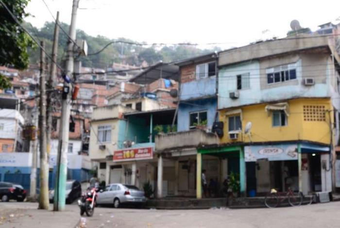 Opera��o no Morro dos Macacos em Vila Isabel nesta ter�a (19).