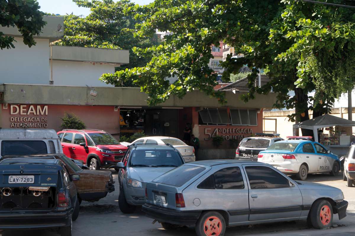 18/04/2018 - CIDADE - 54º DP DEAM em Belford Roxo que fica a frente do Morro do Castelar. Foto: Fernanda Dias / Agência O Dia. - Fernanda Dias